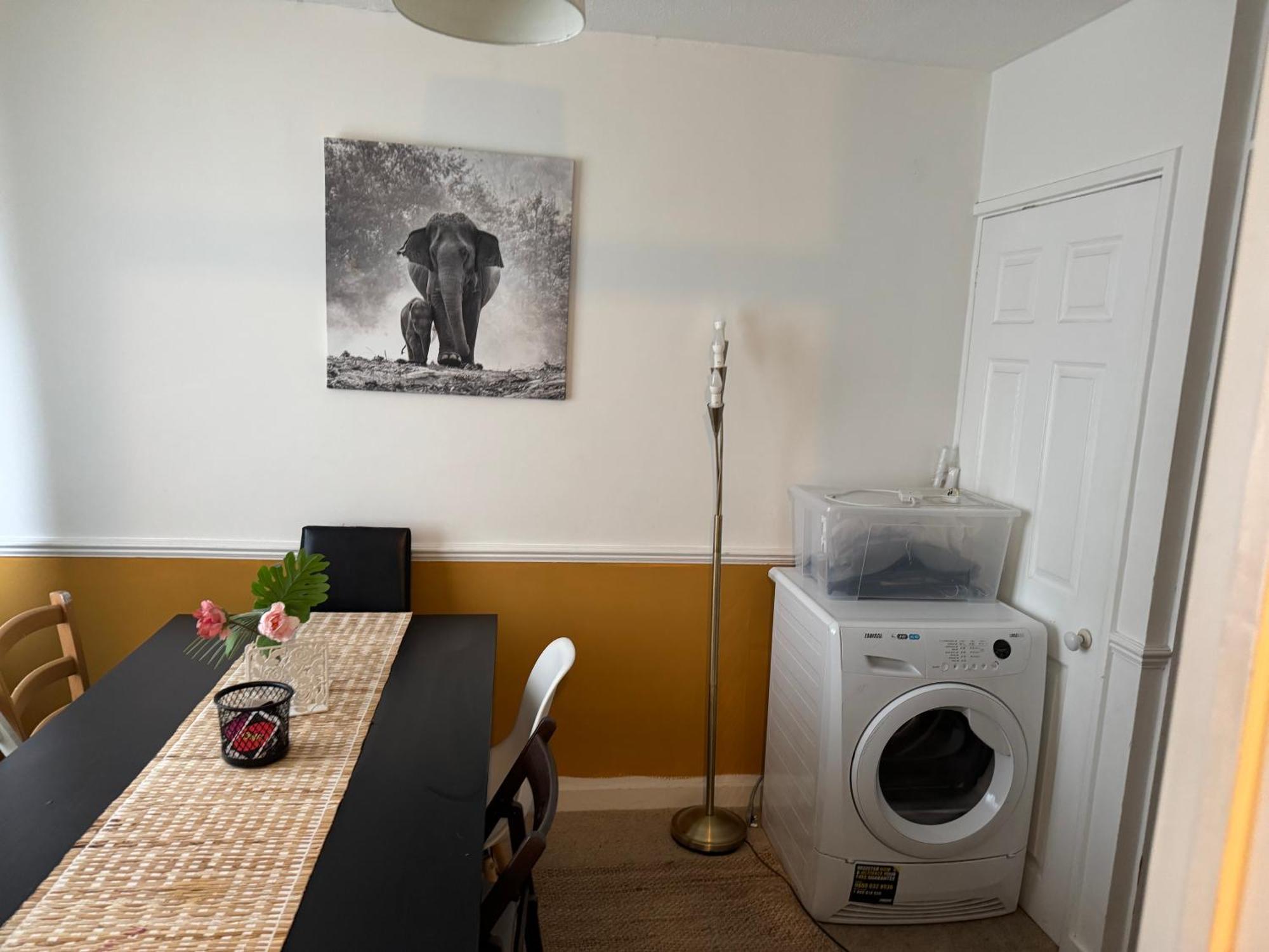Sunflower Villa Bristol Eksteriør bilde